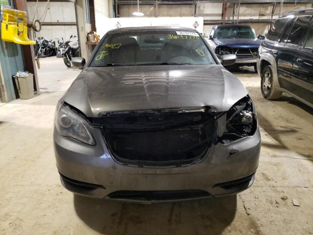 Photo 5 from auction – 2013 CHRYSLER 200 TOURIN with VIN 1C3CCBBG7DN711220