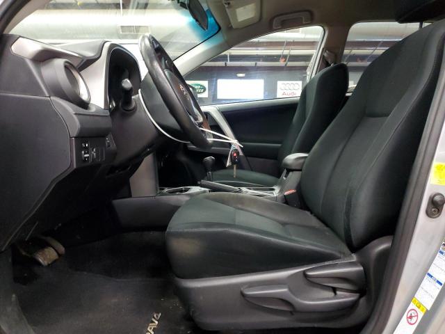 Photo 7 from auction – 2016 TOYOTA RAV4 LE with VIN 2T3BFREV4GW423282