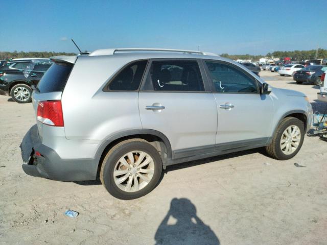 Photo 3 from auction – 2011 KIA SORENTO EX with VIN 5XYKU4A14BG024049