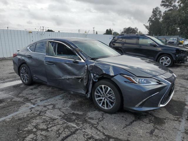 Photo 4 from auction – 2022 LEXUS ES 300H BA with VIN 58ACA1C10NU018409