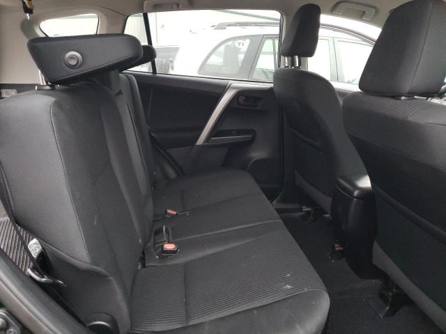 Photo 11 from auction – 2018 TOYOTA RAV4 LE with VIN 2T3BFREV0JW728902