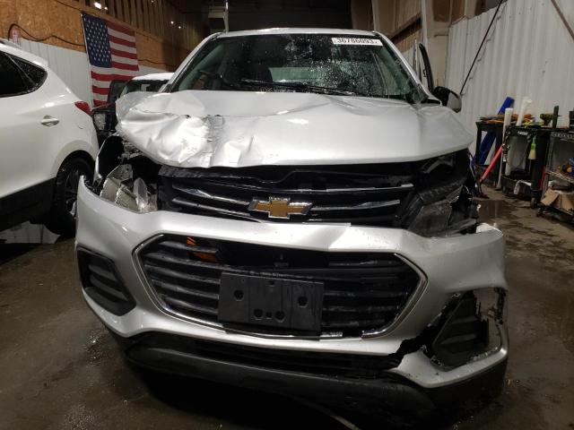 Photo 5 from auction – 2018 CHEVROLET TRAX LS with VIN 3GNCJNSB0JL215301