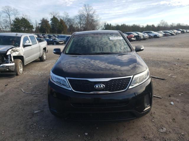 Photo 5 from auction – 2015 KIA SORENTO LX with VIN 5XYKT3A68FG573414