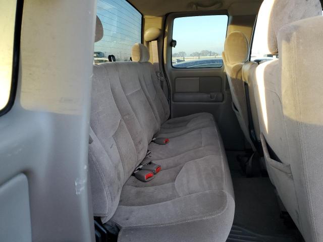 Photo 10 from auction – 2004 GMC NEW SIERRA with VIN 2GTEK19T941279655