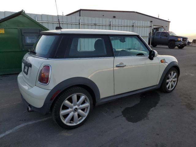 Photo 3 from auction – 2010 MINI COOPER with VIN WMWMF3C53ATZ26835