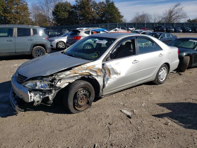 TOYOTA CAMRY LE 2002 with VIN 4T1BE32K02U055212 - Photo from auction