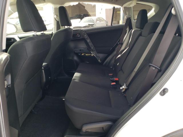 Photo 11 from auction – 2017 TOYOTA RAV4 LE with VIN JTMZFREV9HJ133750