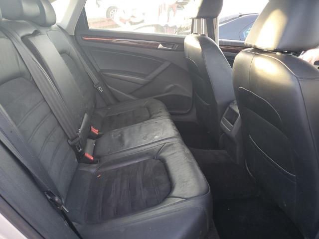 Photo 10 from auction – 2012 VOLKSWAGEN PASSAT SEL with VIN 1VWCN7A39CC079880
