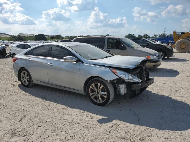 Photo 4 from auction – 2011 HYUNDAI SONATA SE with VIN 5NPEC4AC3BH169061