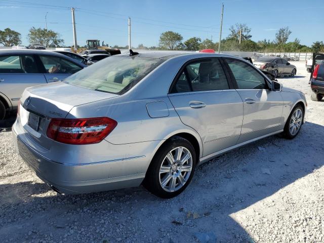 Photo 3 from auction – 2012 MERCEDES-BENZ E 350 BLUE with VIN WDDHF2EBXCA603078