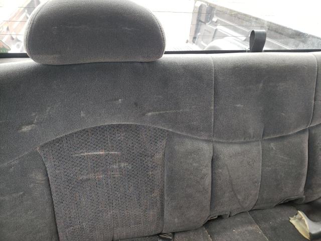 Photo 10 from auction – 2002 CHEVROLET SILVERADO with VIN 1GCHK29112E298231