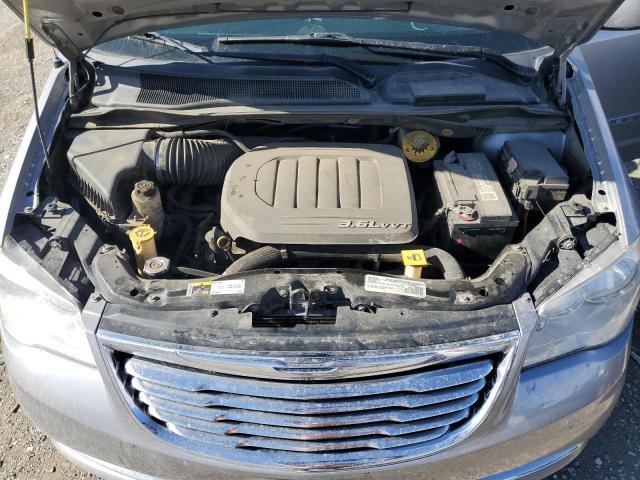 Photo 12 from auction – 2016 CHRYSLER TOWN & COU with VIN 2C4RC1BG6GR165341