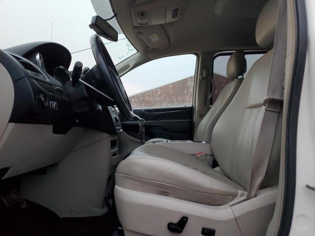 Photo 7 from auction – 2013 CHRYSLER TOWN & COU with VIN 2C4RC1BG2DR584119