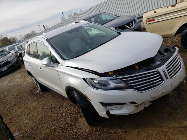 Photo 4 from auction – 2016 LINCOLN MKC SELECT with VIN 5LMCJ2C9XGUJ26815