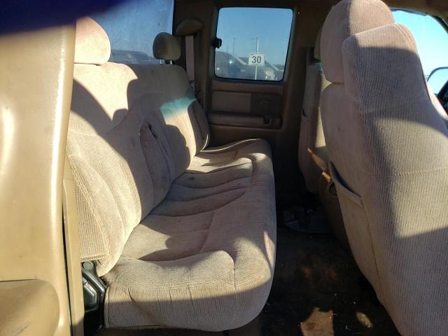 Photo 10 from auction – 1999 GMC NEW SIERRA with VIN 2GTEC19T2X1509201