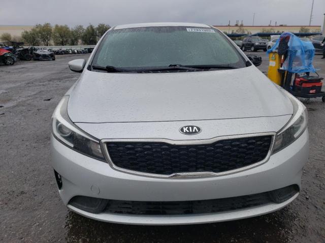 Photo 5 from auction – 2018 KIA FORTE LX with VIN 3KPFL4A75JE169220