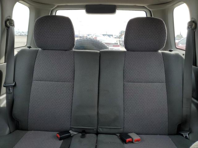 Photo 10 from auction – 2001 CHEVROLET TRACKER ZR with VIN 2CNBJ734916922994
