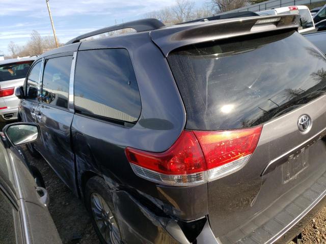 Photo 2 from auction – 2013 TOYOTA SIENNA XLE with VIN 5TDYK3DC8DS354550