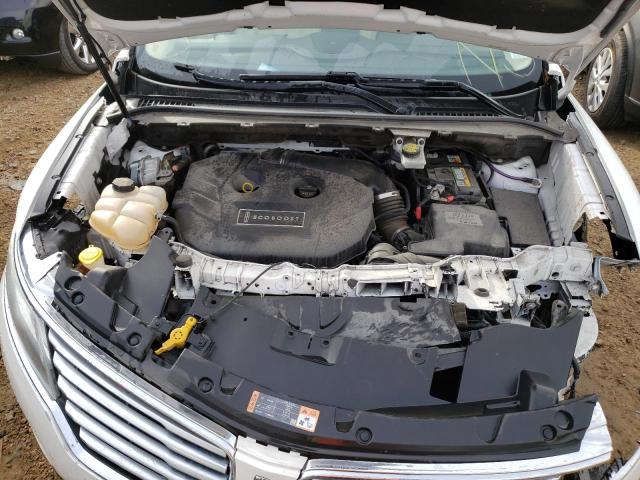 Photo 12 from auction – 2016 LINCOLN MKC SELECT with VIN 5LMCJ2C9XGUJ26815