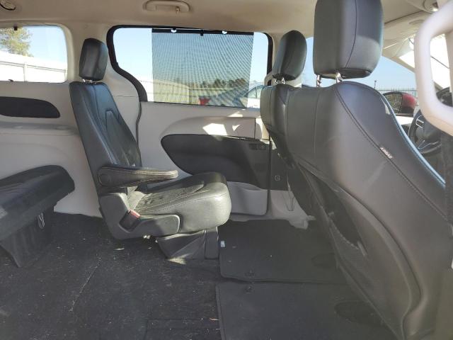 Photo 11 from auction – 2018 CHRYSLER PACIFICA T with VIN 2C4RC1BG1JR120248