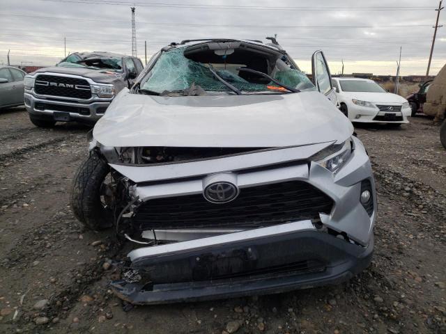 Photo 5 from auction – 2020 TOYOTA RAV4 XLE with VIN 2T3P1RFV2LC095617