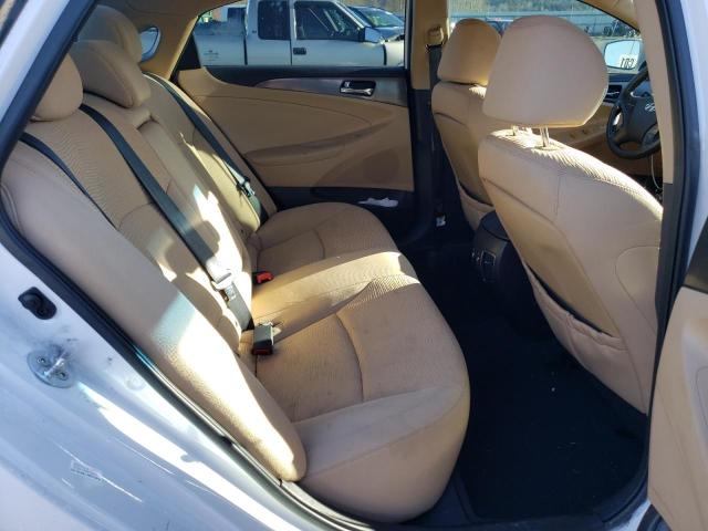 Photo 10 from auction – 2012 HYUNDAI SONATA HYB with VIN KMHEC4A46CA038283