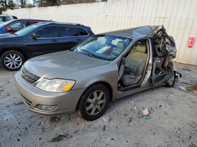 TOYOTA AVALON XL 2001 with VIN 4T1BF28B11U157079 - Photo from auction