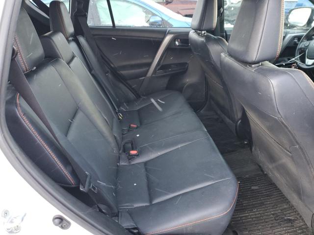 Photo 11 from auction – 2016 TOYOTA RAV4 SE with VIN 2T3JFREV0GW535220