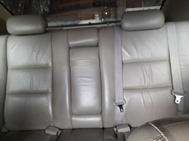 Photo 10 from auction – 2003 TOYOTA CAMRY LE with VIN 4T1BF30K83U055900