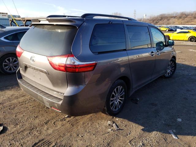 Photo 3 from auction – 2016 TOYOTA SIENNA XLE with VIN 5TDYK3DC3GS754391