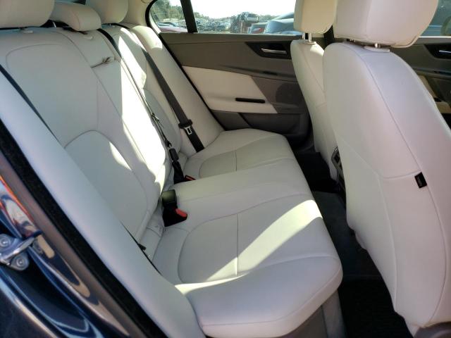 Photo 10 from auction – 2017 JAGUAR XE PREMIUM with VIN SAJAD4BV9HA964550