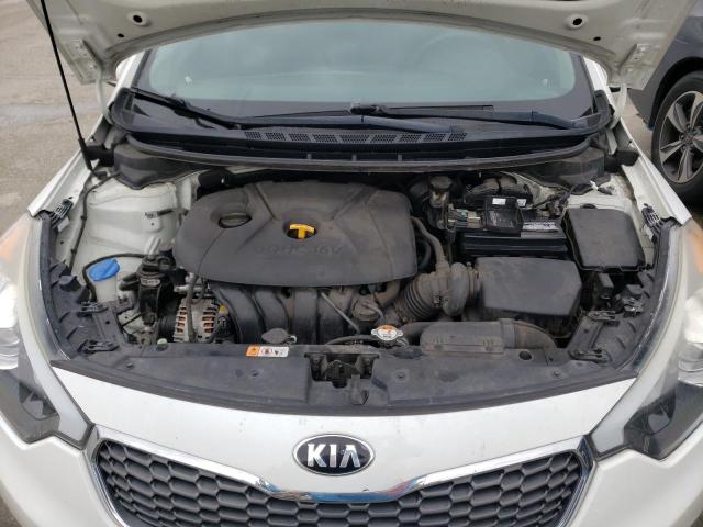 Photo 11 from auction – 2016 KIA FORTE LX with VIN KNAFK4A63G5612735
