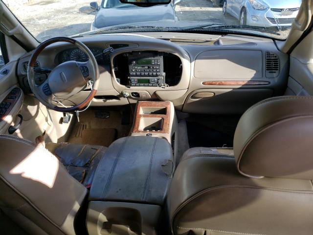 Photo 8 from auction – 2000 LINCOLN NAVIGATOR with VIN 5LMEU27A0YLJ40332