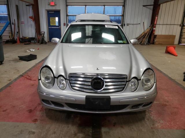 Photo 5 from auction – 2003 MERCEDES-BENZ E 500 with VIN WDBUF70J53A136333