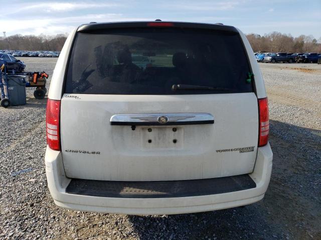 Photo 6 from auction – 2010 CHRYSLER TOWN & COU with VIN 2A4RR5D10AR257254