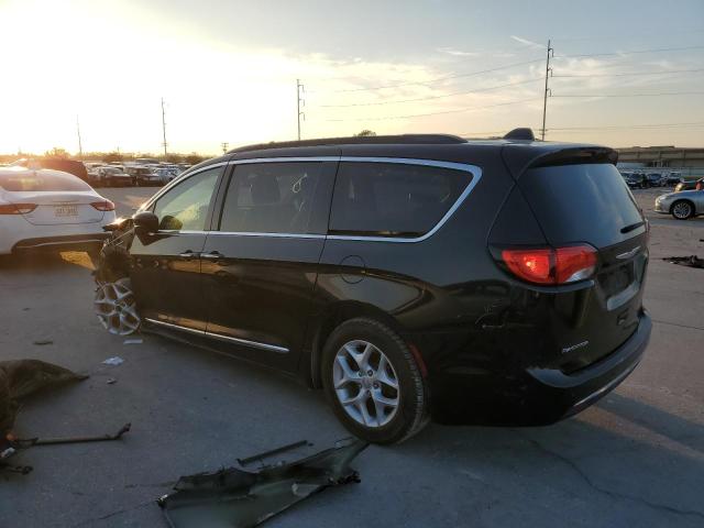 Photo 2 from auction – 2017 CHRYSLER PACIFICA T with VIN 2C4RC1BG7HR704776