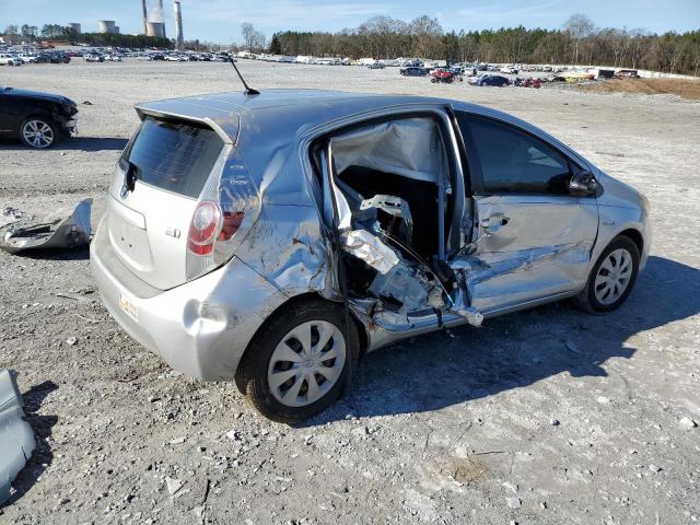 Photo 3 from auction – 2013 TOYOTA PRIUS C with VIN JTDKDTB39D1055679