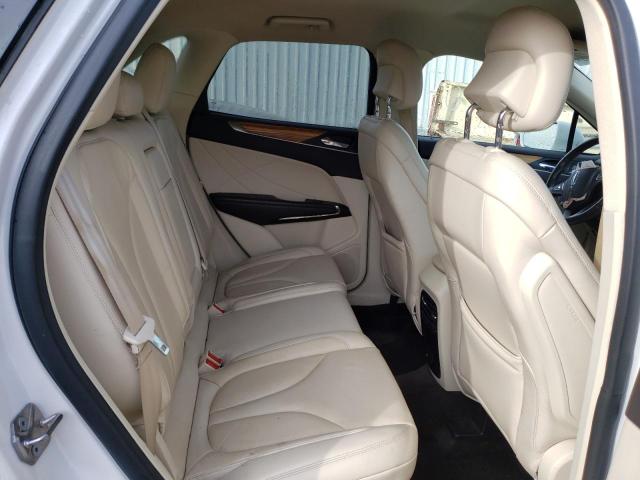 Photo 11 from auction – 2016 LINCOLN MKC SELECT with VIN 5LMCJ2C9XGUJ26815