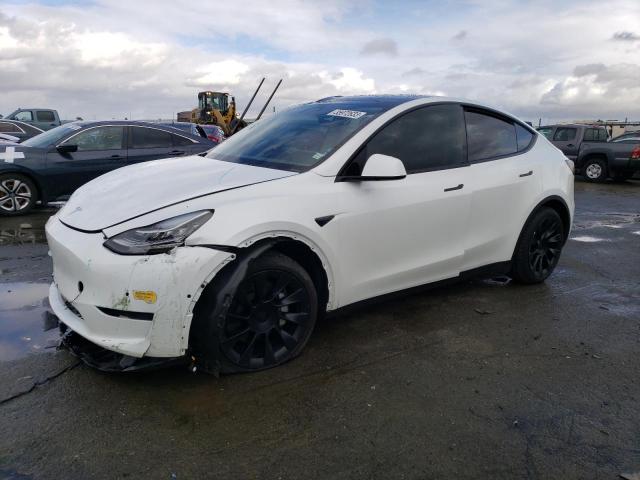 TESLA MODEL Y 2022 with VIN 7SAYGDEEXNF455606 - Photo from auction
