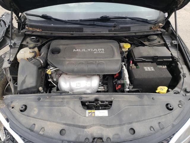 Photo 11 from auction – 2016 CHRYSLER 200 LIMITE with VIN 1C3CCCAB0GN168020