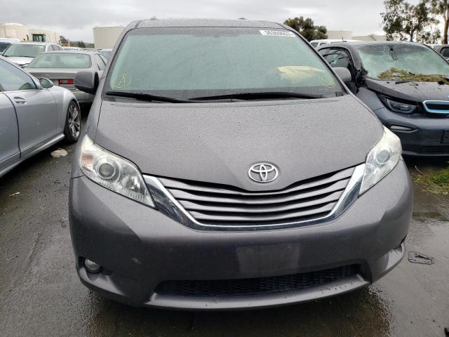 Photo 5 from auction – 2017 TOYOTA SIENNA XLE with VIN 5TDYZ3DC6HS878328