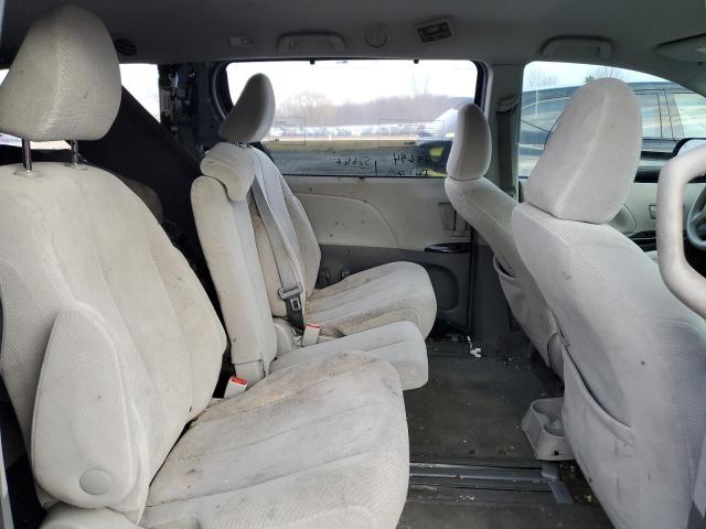 Photo 10 from auction – 2013 TOYOTA SIENNA LE with VIN 5TDKK3DC8DS332747