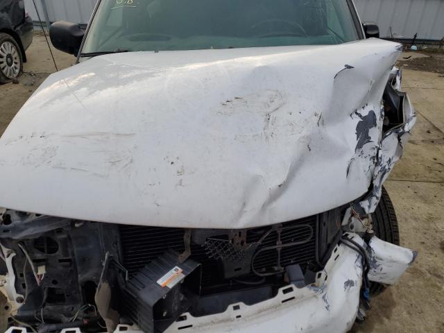 Photo 12 from auction – 2002 CHEVROLET BLAZER with VIN 1GNDT13WX2K234823