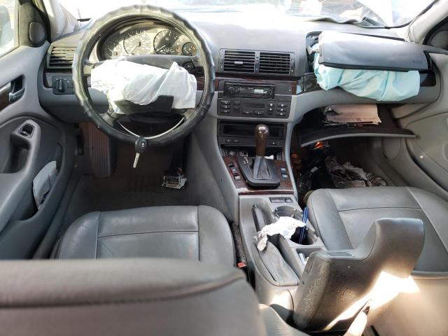 Photo 8 from auction – 2004 BMW 325 I with VIN WBAEV33414KR30164