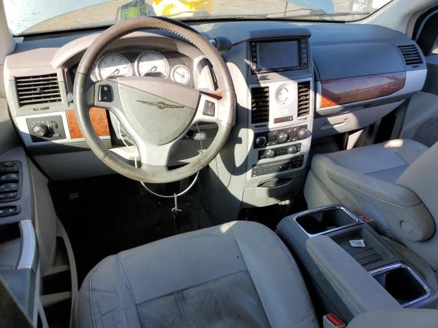 Photo 8 from auction – 2008 CHRYSLER TOWN & COU with VIN 2A8HR54P68R709748