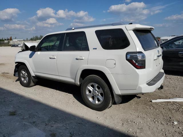 Photo 2 from auction – 2018 TOYOTA 4RUNNER SR with VIN JTEZU5JR8J5175229