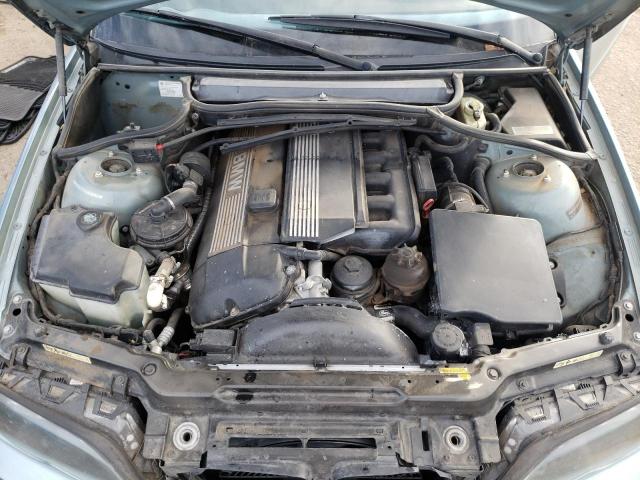 Photo 11 from auction – 2004 BMW 325 I with VIN WBAEV33414KR30164