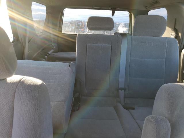 Photo 10 from auction – 2004 TOYOTA SEQUOIA SR with VIN 5TDBT44A14S211298