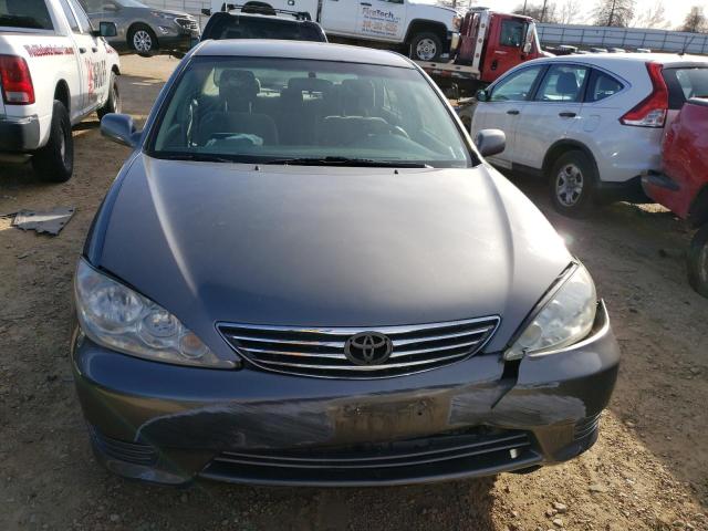 Photo 5 from auction – 2005 TOYOTA CAMRY LE with VIN 4T1BE32K85U613036