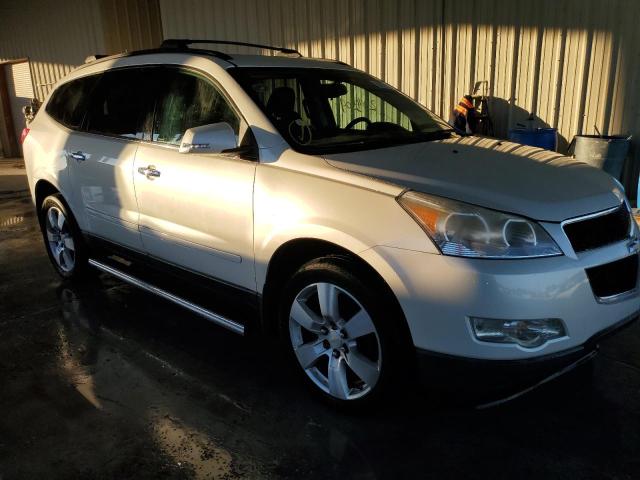 Photo 4 from auction – 2011 CHEVROLET TRAVERSE L with VIN 1GNKRGED5BJ413569
